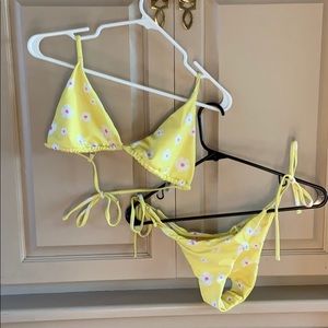 Flower print top and bottom swimsuit set